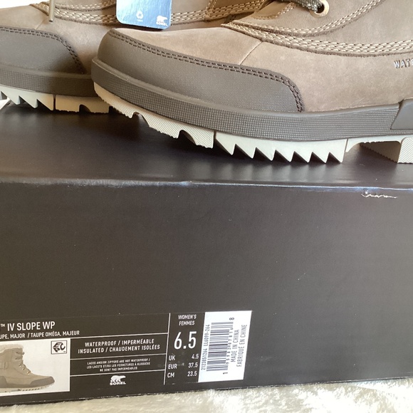 Sorel Ladies Waterproof winter boots - Picture 2 of 5